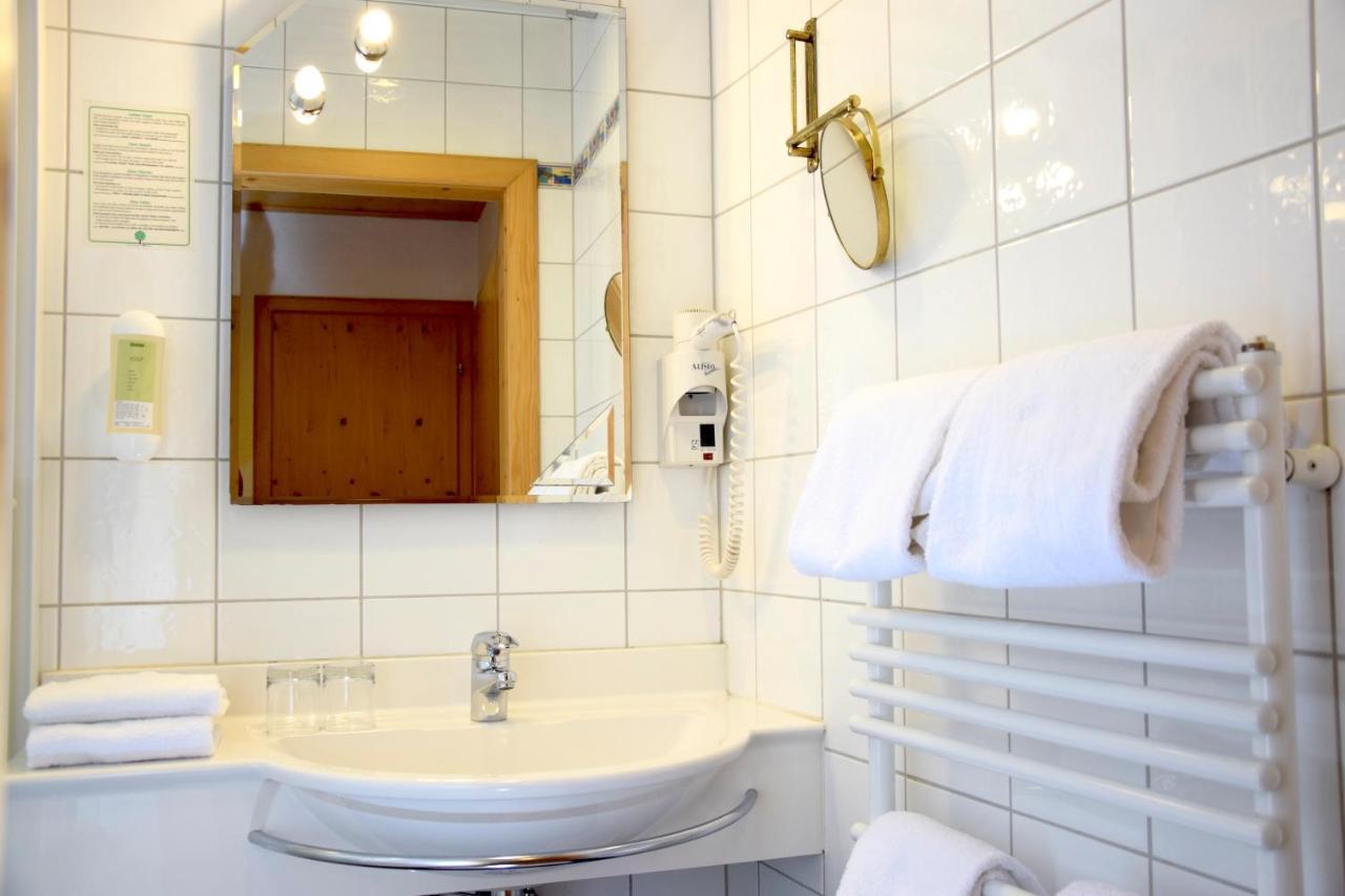 Rathskeller Weitra Hotel Bagian luar foto