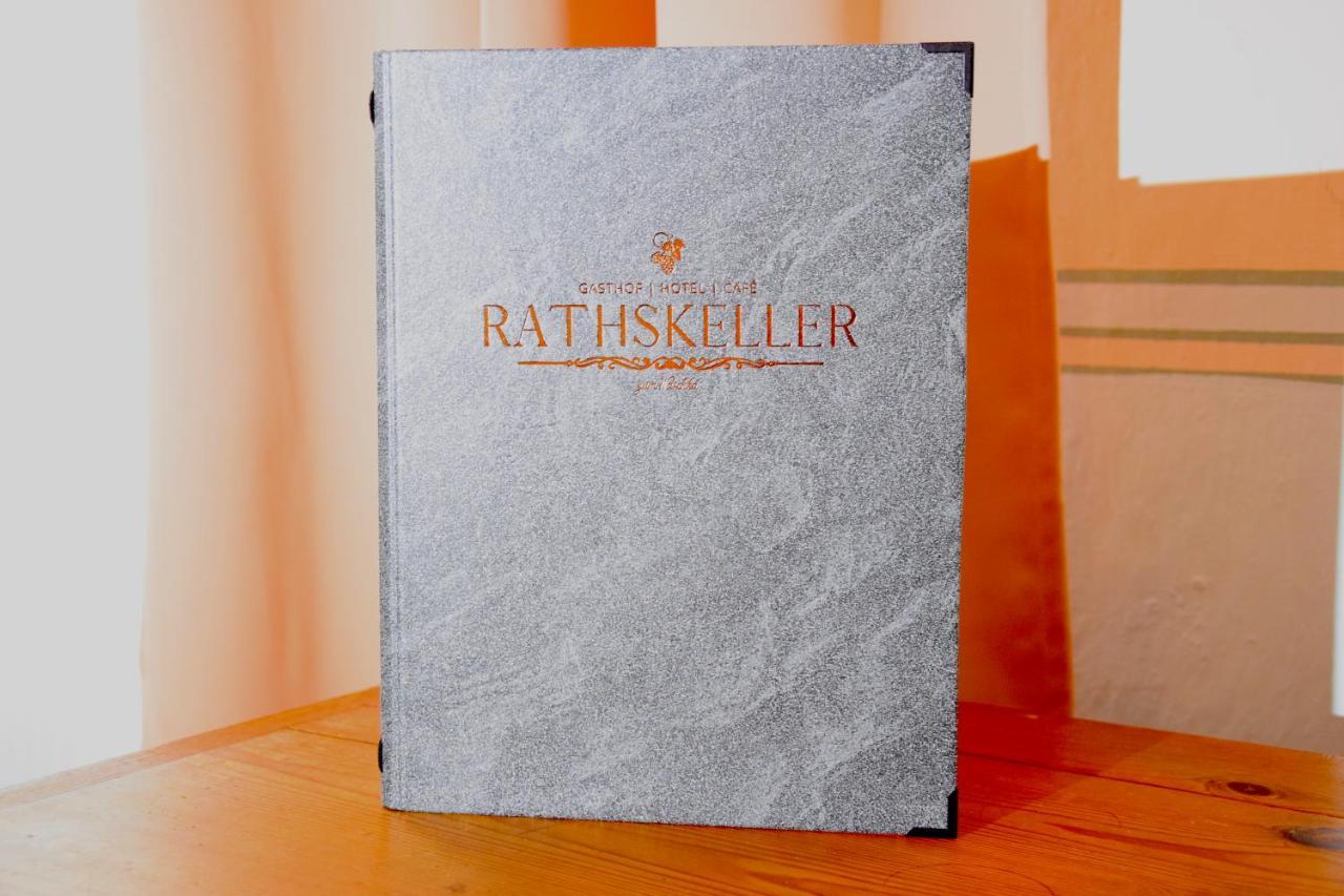 Rathskeller Weitra Hotel Bagian luar foto